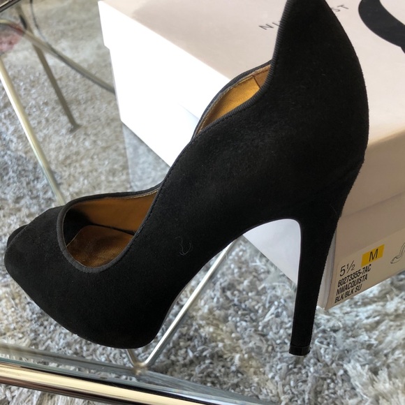 Nine West High Heels (4’5 inches) - Picture 2 of 8